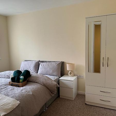 Rooms 7 Minutes From Etihad Manchester Luaran gambar